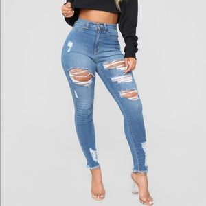 NWT Little Miss High Rise Distressed Jeans -
